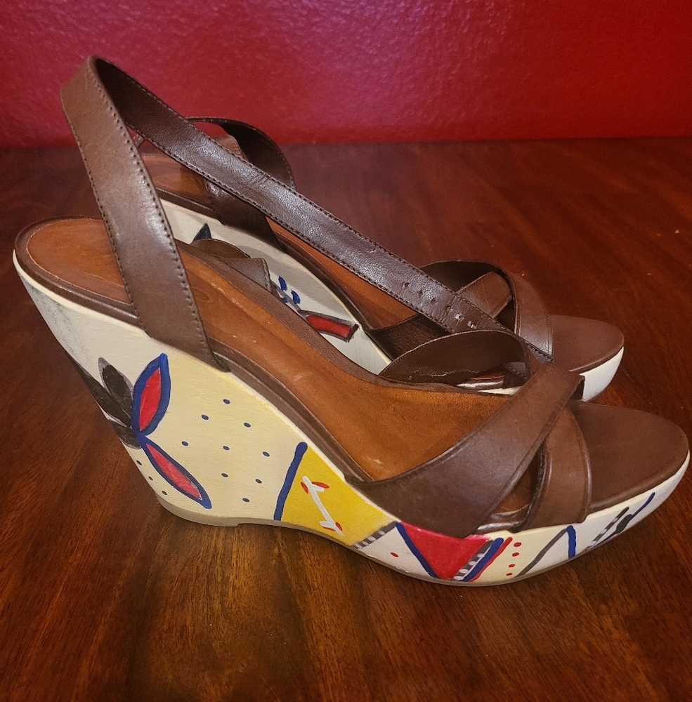 Aldo-Fabroab.Brown Leather Wedge Sandals with Artistic Design